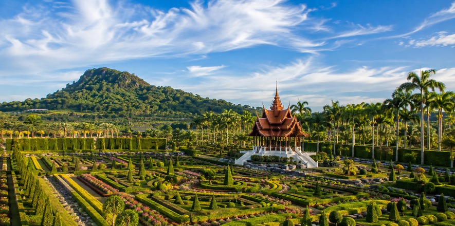 02_nong_nooch_tropical_garden.jpg