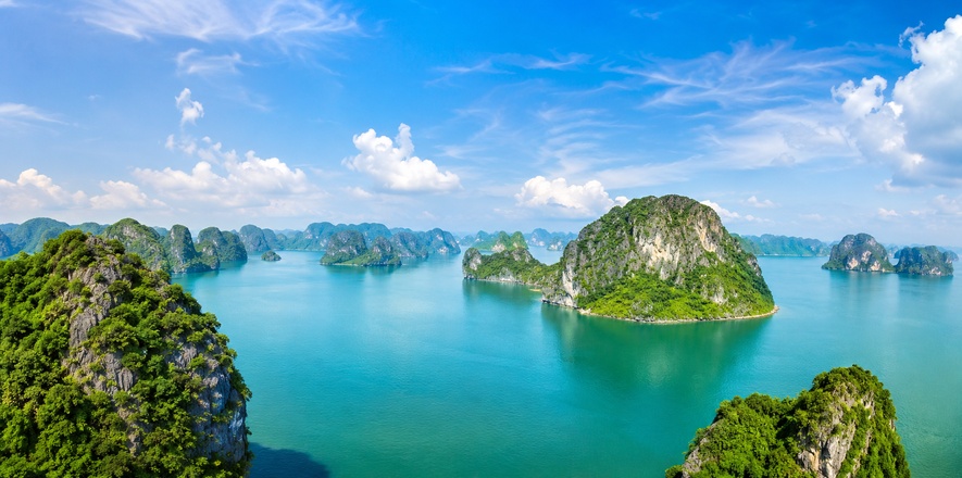 01-ha-long-bay.jpg