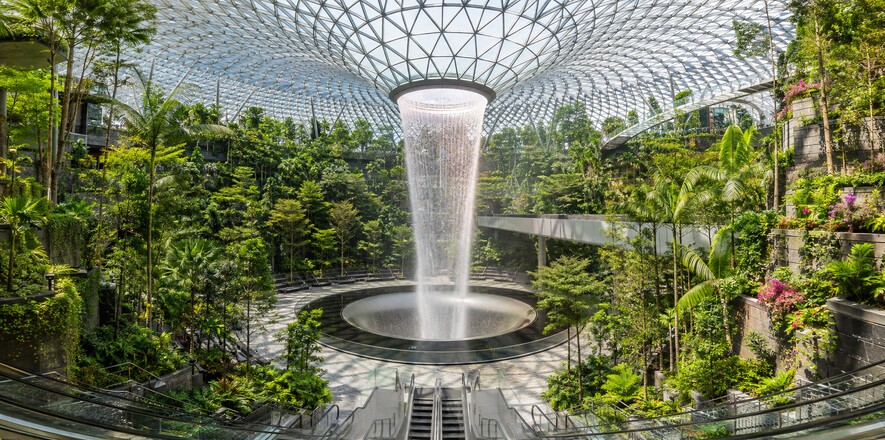 04-jewel-changi-rain-vortex.jpg