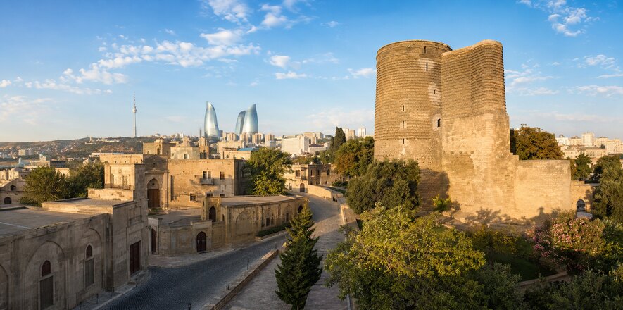 02_Icherisheher_Maiden_Tower.jpg