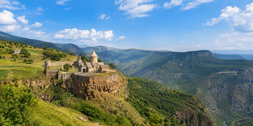 06_Tatev_Monastery.jpg