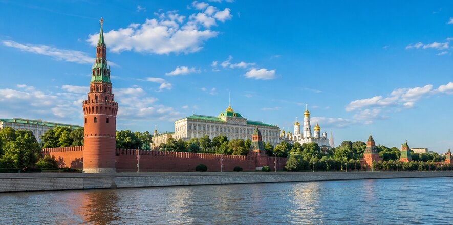 02_Moscow_Kremlin.jpg