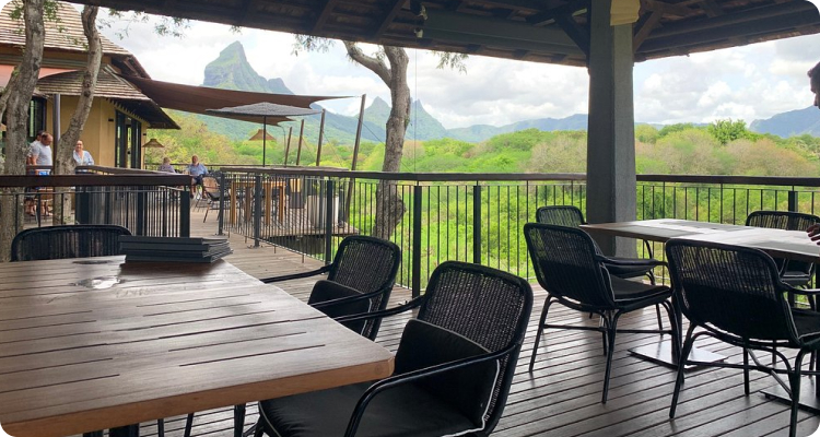 رستوران Le Dix Neuf Restaurant موریس
