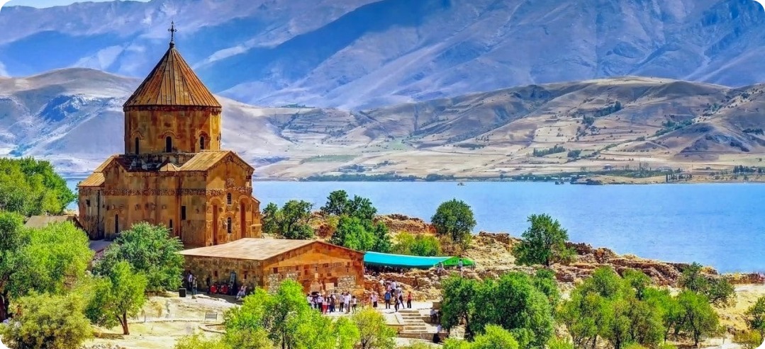 جزیره آکدامار | Akdamar Island